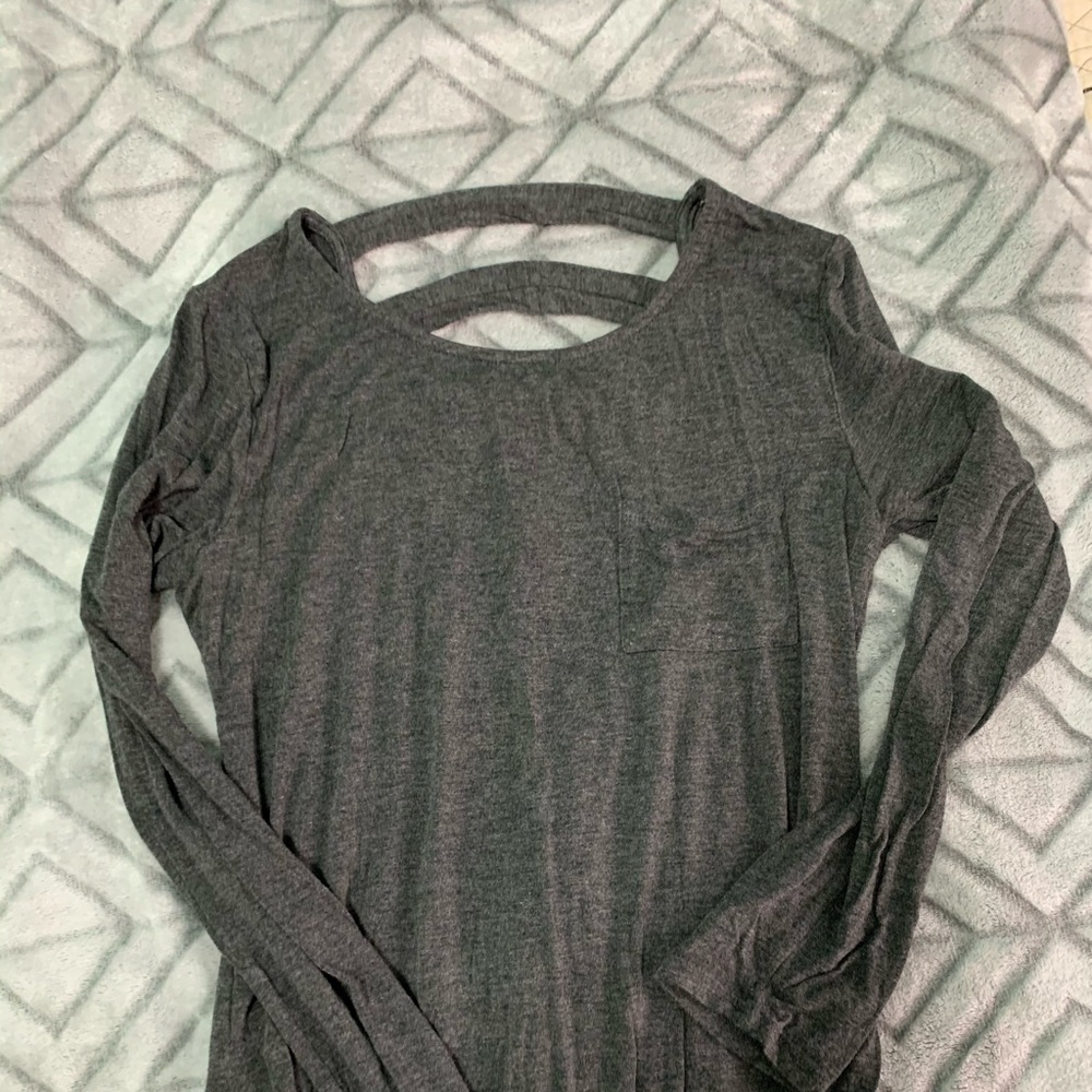 Gray long sleeve top